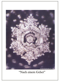 Poster 2.  Wasserkristall nach einem Gebet
